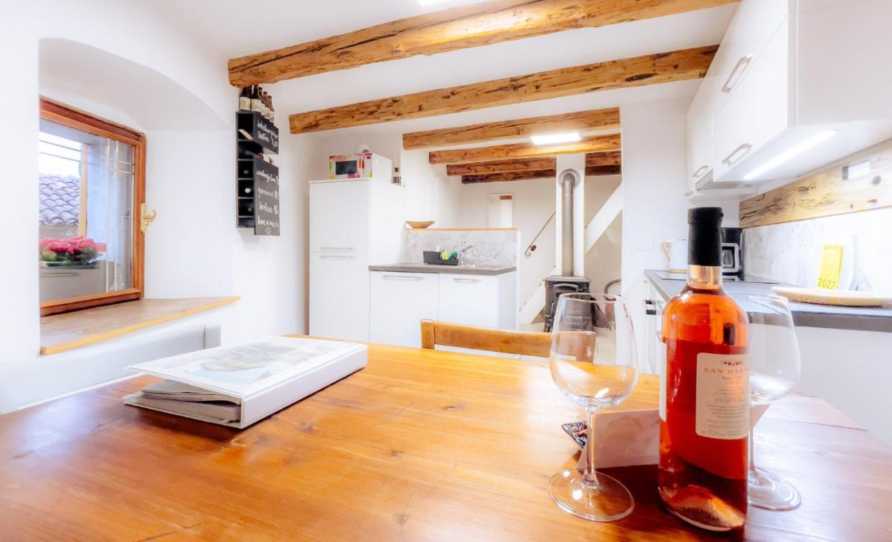 Apartment Villa Irena Great For A Family Holiday With Free Parking And Ev Station Ajdovščina Kültér fotó