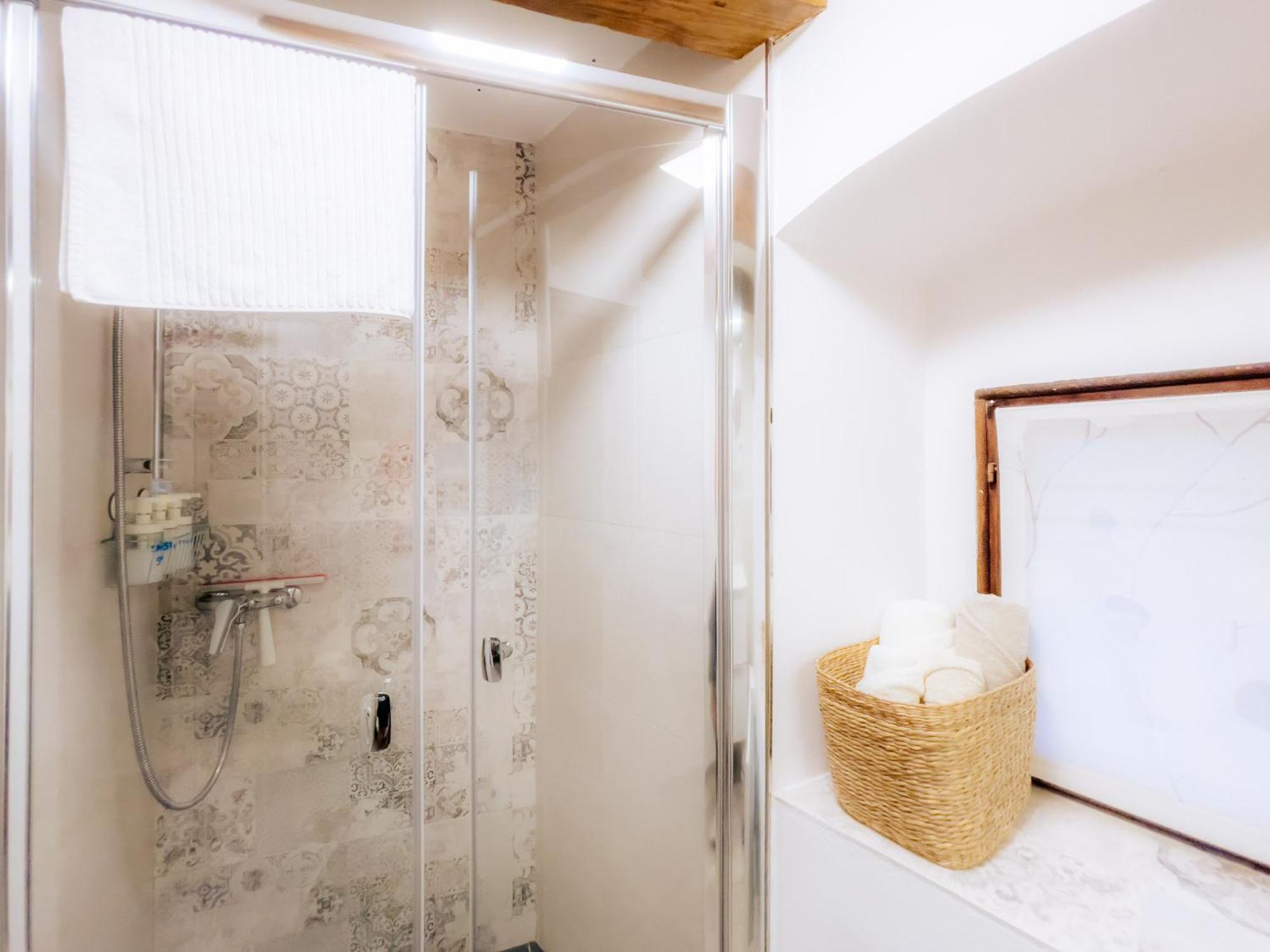 Apartment Villa Irena Great For A Family Holiday With Free Parking And Ev Station Ajdovščina Kültér fotó